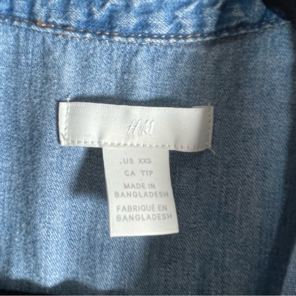 👖✨ H&M Chambray Denim Long Sleeve Jumpsuit XXS Light Blue - Picture 11 of 12